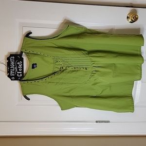 Basic Editions Top 2X Sleeveless Lime Green Gromets